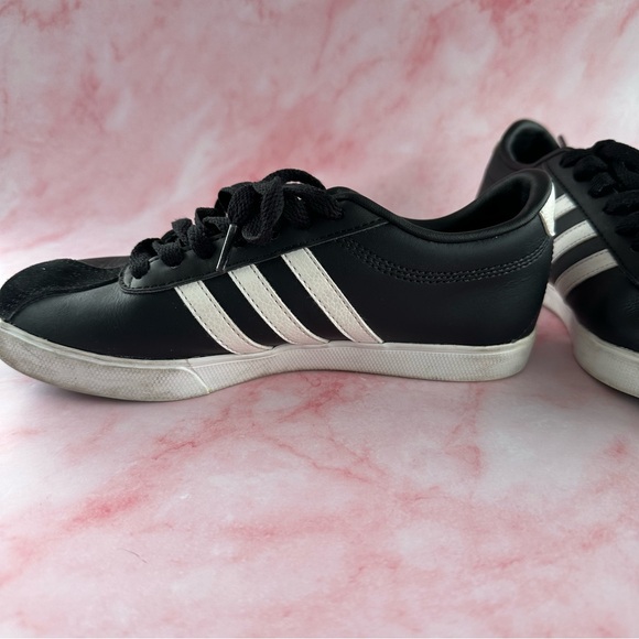 ADIDAS Women's Courtset B74560 White Black Lace-Up Sneaker Shoes Size 5 - Picture 14 of 15